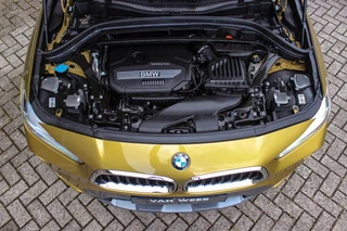BMW X2 ➡️ BMW X2 sDrive18i F39 High Executive Edition M-sport | M-pakket | Dakraam | 2e eigenaar | Head up | Harman-Kardon | Camera | Leer | LED | Navi | PDC | 19 inch |  Stoelverwarming | Automaat | - afbeelding nr 9