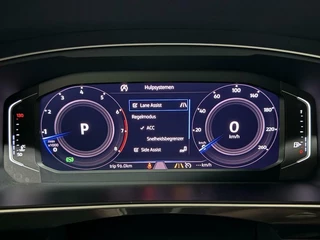 Volkswagen Tiguan Volkswagen Tiguan 1.4 TSI ACT 2X R-Line Pano Virtual Trekh - afbeelding nr 33
