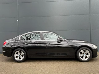 BMW 3 Serie BMW 3-serie 320i EfficientDynamics Edition Executive NAVI | PDC | CRUISE | NWE APK - afbeelding nr 2