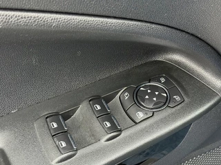 Ford EcoSport Ford EcoSport 1.0 ECOBOOST 125PK ST-LINE HALF-LEER NAVI TREKHAAK AIRCO LMV PDC - afbeelding nr 13