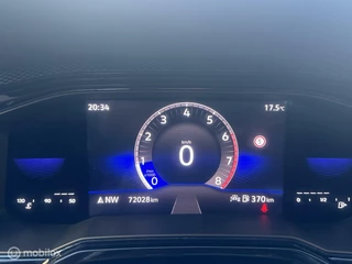 Volkswagen Polo Volkswagen Polo 1.0 TSI Life Business NIEUW MODEL CLIMATE CONTROLE STOELVERWARMING CARPLAY PARKEERSENSOREN ZEER NETTE AUTO!! - afbeelding nr 15