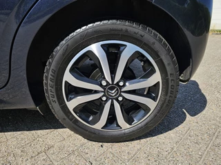 Citroën C1 Citroën C1 1.0 VTi Shine AUTOMAAT! 10dkm NAP! Apk 5-2026! Zondag OPEN! - afbeelding nr 12