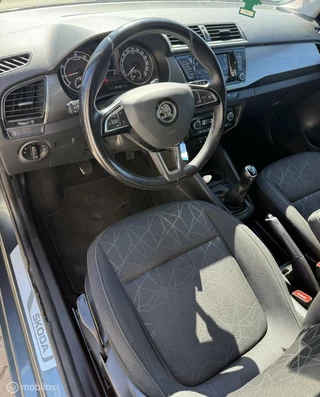 Škoda Fabia Skoda Fabia 1.0 TSI Ambition / BJ 2018 / Navi / N.A.P - afbeelding nr 16