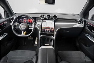 Mercedes-Benz GLC AMG Line Night Distronic Camera Trekhaak - afbeelding nr 2