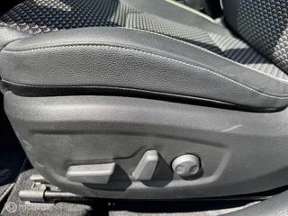 Kia XCeed XCeed 1.6 PHEV Luxe uitvoering  Nieuwe Type & Logo 18 inch Velgen , Stoel Verwarming , Key Less entry , Dodehoek detectie , Electr. Stoel met geheugen , Elect achterklep , Navi - Camera , Parkeerhulp voo & achter, Priveglas - afbeelding nr 23