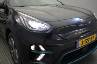 Kia e-Niro Kia e-Niro Fase 3 ExecutiveLine 64 kWh - Carplay, Leer, Camera - afbeelding nr 28
