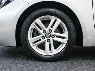 Suzuki Swace - afbeelding nr 7