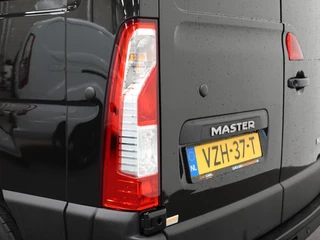Renault Master Renault Master T33 2.3 dCi 135PK L2H2 Work Edition Airco Bluetooth Cruise Control Trekhaak - afbeelding nr 4