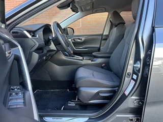 Toyota RAV4 Toyota RAV4 2.5 Hybrid Dynamic: SUV met Klasse & Karakter! - afbeelding nr 16