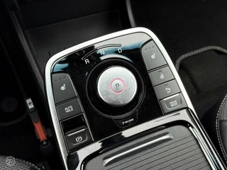 Kia e-Niro Kia e-Niro Edition 64 kWh Facelift Trekhaak Stoel/Stuurwielverwarming Camera Navigatie DAB 3-Fase - afbeelding nr 19