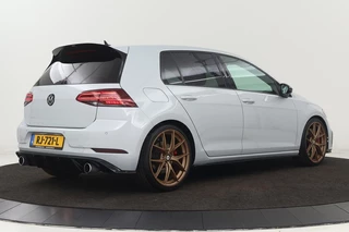 Volkswagen Golf Volkswagen Golf 2.0 TSI GTI | Stoelverwarming | Adaptive cruise |  Full LED | Carplay | Navigatie | 19'' | Sportstoelen | PDC | Bluetooth - afbeelding nr 28