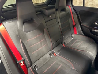 Mercedes-Benz A-Klasse Mercedes-Benz A-klasse AMG 35 4MATIC Aero pakket | Pano | Burmester | keyless | camera | Memory seats - afbeelding nr 14