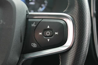 Volvo XC40 Volvo XC40 T5 Recharge R-Design | Stoelverwarming | Parkeercamera  | Glossy Black | Keyless - afbeelding nr 27