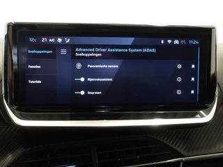 Peugeot 2008 Peugeot 2008 1.2 PureTech 130pk Automaat Allure | Navigatie | Apple Carplay/Android | Auto 360 camera | Parkeersensoren | Blind Spot Assist | Adaptive Cruise Control | Stoelverwarming | Getinte ramen | Climate Control - afbeelding nr 23
