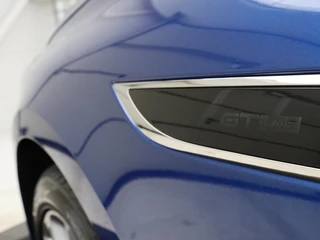 Renault Mégane Estate Renault Mégane Estate 1.2 TCe GT-Line | Leder | Stoelverwarming | Camera  | Cruise control | Trekhaak | LED | Navigatie | Sfeerverlichting | BOSE audio - afbeelding nr 27