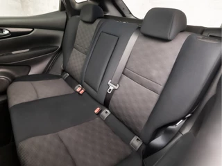 Nissan QASHQAI (PANORAMADAK, NAVIGATIE, CLIMATE, 360 CAMERA, STOELVERWARMING, SPORTSTOELEN, GETINT GLAS, XENON, CRUISE, NIEUWSTAAT) - afbeelding nr 17