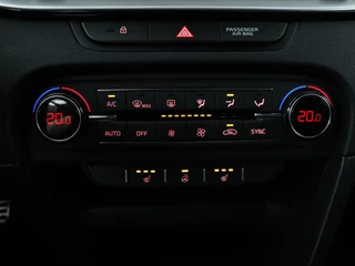 Kia Ceed Kia Ceed 1.0 T-GDi GT-Line | Panoramadak |  Stoel & stuurverwarming | Leder/Alcantara | Carplay | Camera | Full LED | Keyless | Navigatie - afbeelding nr 30
