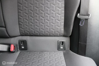 Toyota Corolla Toyota Corolla 2.0 Hybrid Business Plus | Stoel en Stuurverwarming | JBL Sound | Carplay | - afbeelding nr 18