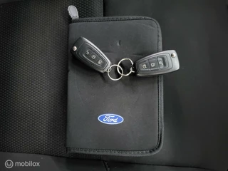 Ford Focus Ford Focus Wagon 1.0 Titanium Edition/Cruise/Airco/Trekhaak - afbeelding nr 22
