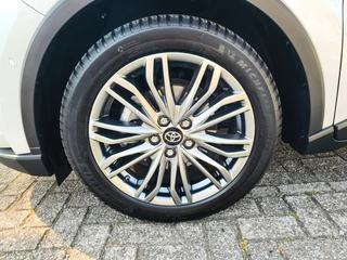 Toyota C-HR Toyota C-HR 2.0 Hybrid Executive (184PK) 1e-Eig. & Dealer-Onderh. BOVAG-Garantie. NL-Auto. - afbeelding nr 38