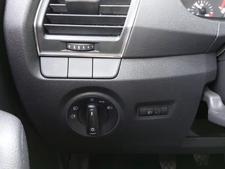 Škoda Fabia Škoda Fabia Combi 1.2 TSI 90pk Ambition Businessline | Origineel NL | Navi | Airco | Cruise | Bluetooth Carkit+Streaming | Pdc | Mistlampen | 15''lm - afbeelding nr 20
