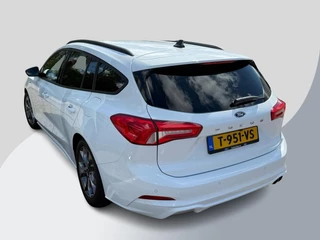 Ford Focus Ford Focus Wagon 1.5 EcoBoost ST Line X Business 150pk Automaat | Trekhaak | Dodehoeksensoren | Winterpack | Full LED | Dealer onderhouden - afbeelding nr 2