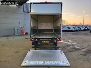 Volkswagen Crafter Volkswagen Crafter 177pk Automaat Laadklep Bakwagen Airco Camera Meubelbak Koffer 19m3 Airco - afbeelding nr 3