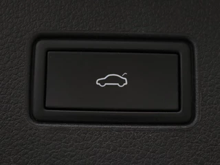 Volkswagen Passat Volkswagen Passat 1.4 TSI GTE | Stoel & stuurverwarming | Camera | Carplay | Trekhaak | Adaptive cruise | Standkachel | Navigatie | Full LED - afbeelding nr 12