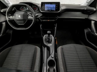 Peugeot 2008 (NIEUW MODEL, DEALER ONDERHOUDEN, 1e EIGENAAR, APPLE CARPLAY, NAVIGATIE, STOELVERWARMING, SPORTSTOELEN, PARKEERSENSOREN, LANE ASSIST, NIEUWE APK, NIEUWSTAAT) - afbeelding nr 6