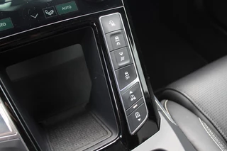 Jaguar I-PACE Jaguar I-PACE EV400 First Edition 90 kWh / Full option / Panoramadak / 360Camera / Head-up / Luchtvering / Leder / Meridian / Stuurverwarming - afbeelding nr 22