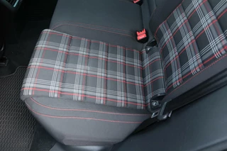 Volkswagen Golf Volkswagen Golf 7.5 2.0 TSI DSG GTI 230 PK Dyn Audio|Carplay|A. Cruise|Pdc|Trhk afn.|Led|Nav| - afbeelding nr 52