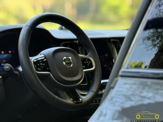 Volvo XC60 Volvo XC60 2.0 T8 Plug-in hybrid AWD R-Design / Pano / HK' - afbeelding nr 12