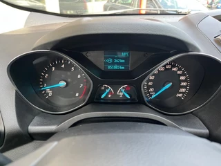 Ford Kuga Ford Kuga 1.5 EcoBoost Trend Stoelverwarming Onderhoudshistorie aanwezig - afbeelding nr 15