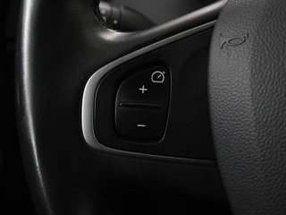 Renault Captur Renault Captur 1.2 TCe Intens | Automaat | Full LED | Navigatie |  Keyless | Camera | Climate control | Android Auto | Parkeerhulp | Cruise control - afbeelding nr 13