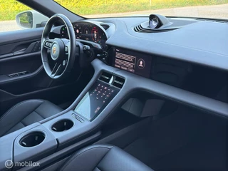Porsche Taycan Porsche Taycan Performance 84 kWh PANO/AIRCO/CAM/LEDER/CHRON - afbeelding nr 5