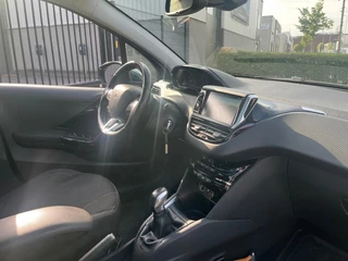 Peugeot 208 - afbeelding nr 8