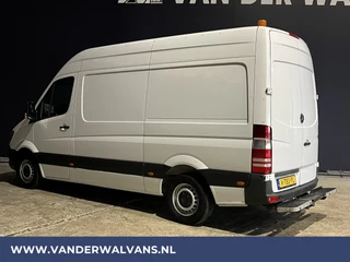 Mercedes-Benz Sprinter Mercedes-Benz Sprinter 316 CDI 163 pk L2H2 Euro6 Airco | 2800kg trekhaak | Cruisecontrol | Parkeersensoren - afbeelding nr 2