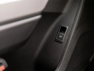 Audi Q3 Audi Q3 35 TFSI Sportline 150Pk Automaat (APPLE CARPLAY, GROOT NAVI, CLIMATE, SPORTSTOELEN, ELEK ACHTERKLEP, PARKEERSENSOREN, CRUISE, NIEUWSTAAT) - afbeelding nr 24
