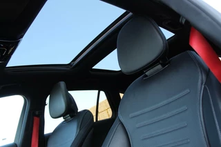 Mercedes-Benz C-Klasse Mercedes C-klasse Estate 200 AMG/Pano/19inch/Sfeer/Headup/Night - afbeelding nr 14