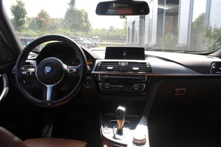 BMW 3 Serie BMW 3-serie Touring 318i Corporate Lease High Executive H/K - afbeelding nr 25