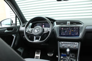 Volkswagen Tiguan Volkswagen Tiguan 1.5 TSI 150pk ACT R-Line DSG7 NL-Auto NAP Panoramadak Clima Cruise Navi 360 Camera Dynaudio Keyless  HUD Dig. Cockpit El. Klep - afbeelding nr 21