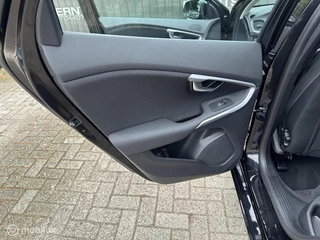 Volvo V40 Volvo V40 T2|Navigatie|Bluetooth|Parkeersensoren|Volvo on Call - afbeelding nr 27