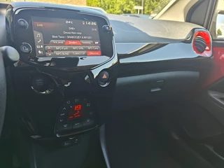 Toyota Aygo Toyota Aygo 1.0 VVT-i x-clusiv - afbeelding nr 14