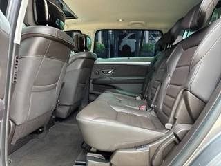 Renault Espace Renault Espace 1.6 DCI INITIALE PARIS 7P PANO-DAK/TREKHAAK/CAMERA/LEDER/BOSE/NAVI - afbeelding nr 12