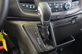 Ford Transit Ford Transit 350 2.0 TDCI L4H3 Trend Navi Airco Cruise 3Zits Camera - afbeelding nr 10