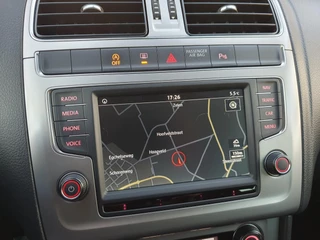 Volkswagen Polo Volkswagen Polo 1.0 BlueMotion Connected Series - NAP / CARPLAY / DAB / P.SENSOREN V+A / LM-VELGEN '17 / EXTRA SET '15 / NWE APK ! - afbeelding nr 43