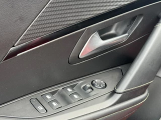 Peugeot 208 Peugeot 208 1.2 PureTech GT-Line 130pk Automaat - Rouge Elixer - Carplay/3D Dash/LED pakket - afbeelding nr 26