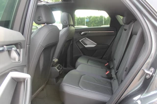 Audi Q3 Audi Q3 Sportback 45 TFSI quattro edition one / Trekhaak / Panoramadak / Camera / Leder / 20'' / Matrix LED / Navigatie / Stoelverwarming / DAB / ACC - afbeelding nr 11