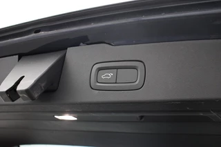 Volvo V60 Volvo V60 2.0 T5 Momentum Pro Automaat - Carplay, Stoelverw. - afbeelding nr 10