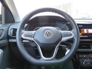 Volkswagen T-Cross Volkswagen T-Cross 1.0 TSI LIFE / 17 Inch / Navi / Adap.cruise / BOVAG garantie - afbeelding nr 24